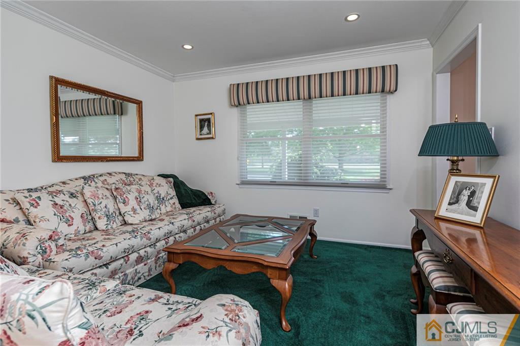 180 Friendship Road, Unit A Monmouth Junction, NJ 08852 - Photo 9 of 42 Gallery Image 9