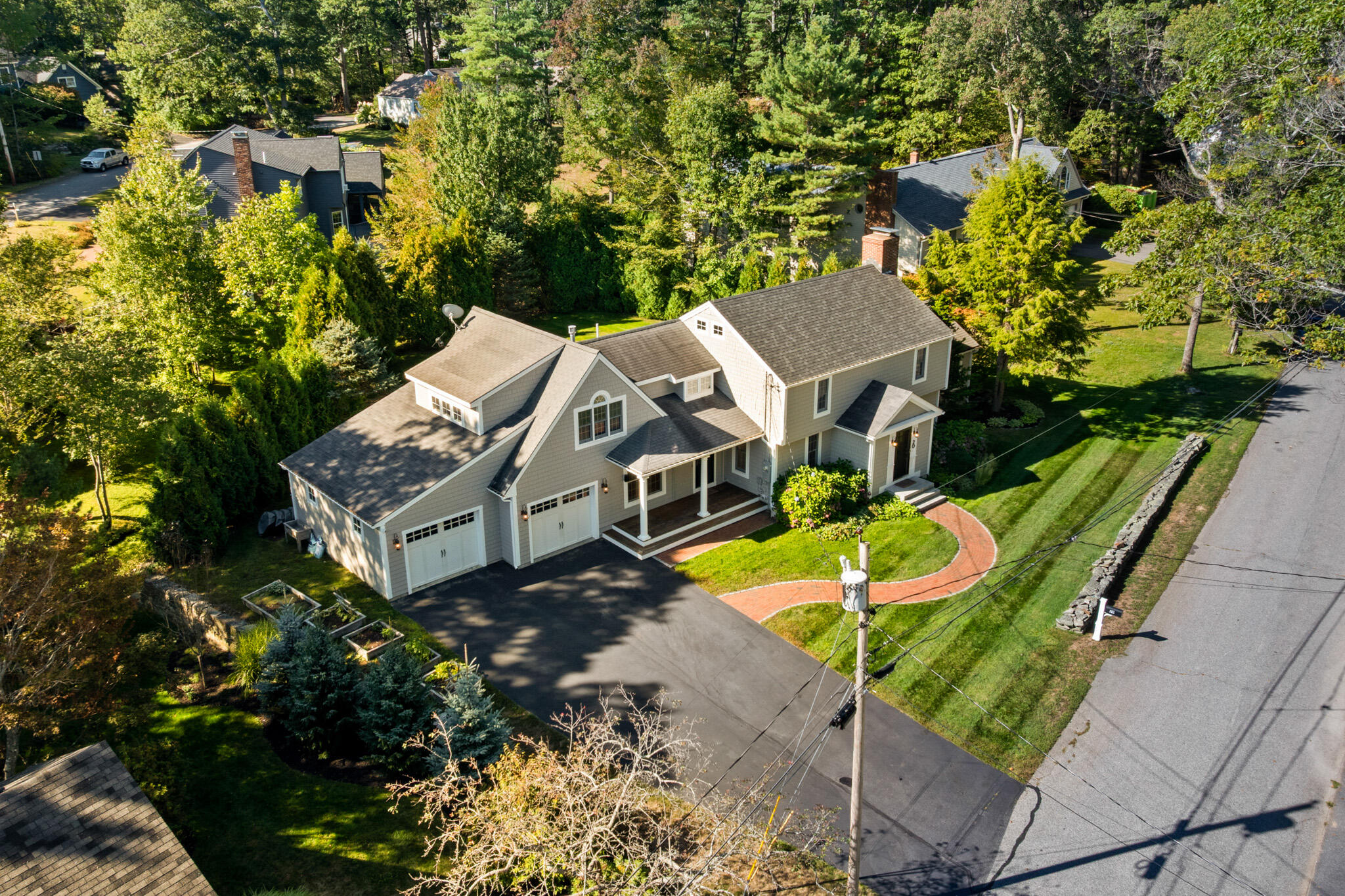 20 Littlejohn Road Cape Elizabeth, ME 04107 - Photo 1 of 47 109_20 Littlejohn Rd_Morneau Studios_Pri