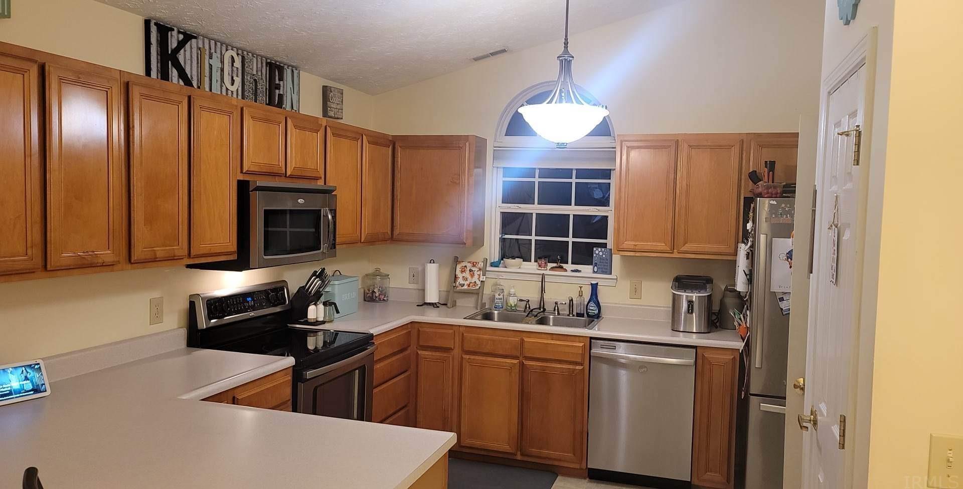 115 Acton Road Lebanon, IN 46052 - Photo 14 of 17 Gallery Image 14