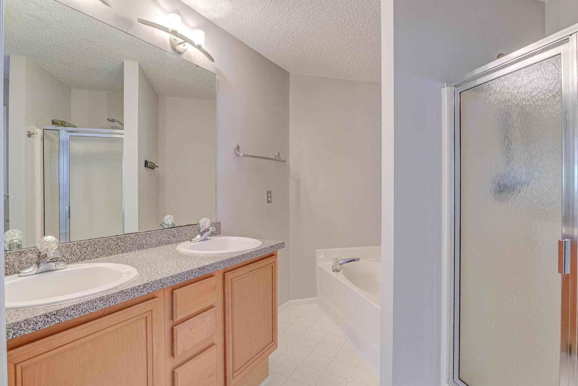 4405 Pottery Lane Raleigh, NC 27616 - Photo 5 of 10 Master Bath/Spa
