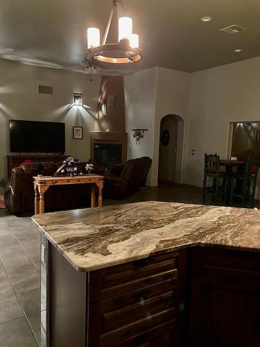 1622 Calle De Valezquez Las Cruces, NM 88007 - Photo 17 of 53