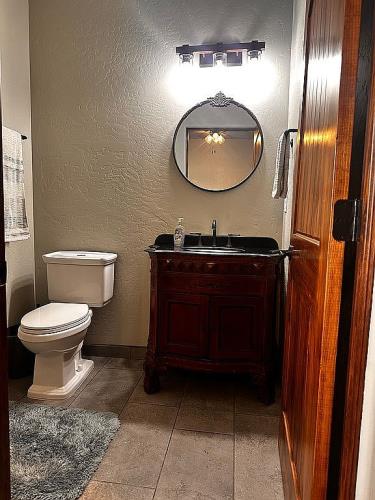 1622 Calle De Valezquez Las Cruces, NM 88007 - Photo 29 of 53