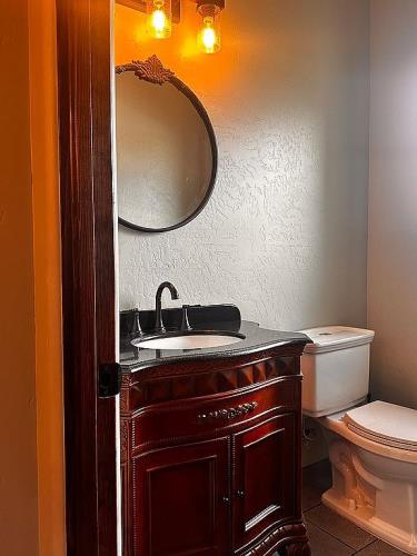 1622 Calle De Valezquez Las Cruces, NM 88007 - Photo 34 of 53