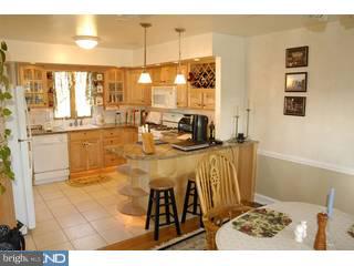 1508 Dorchester Road Havertown, PA 19083 - Photo 3 of 6 Gallery Image 3