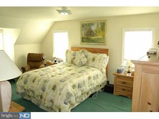 1508 Dorchester Road Havertown, PA 19083 - Photo 4 of 6 Gallery Image 4