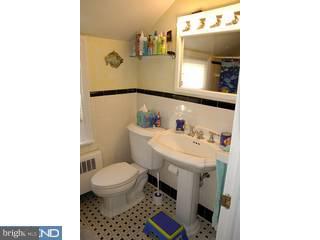 1508 Dorchester Road Havertown, PA 19083 - Photo 5 of 6 Gallery Image 5