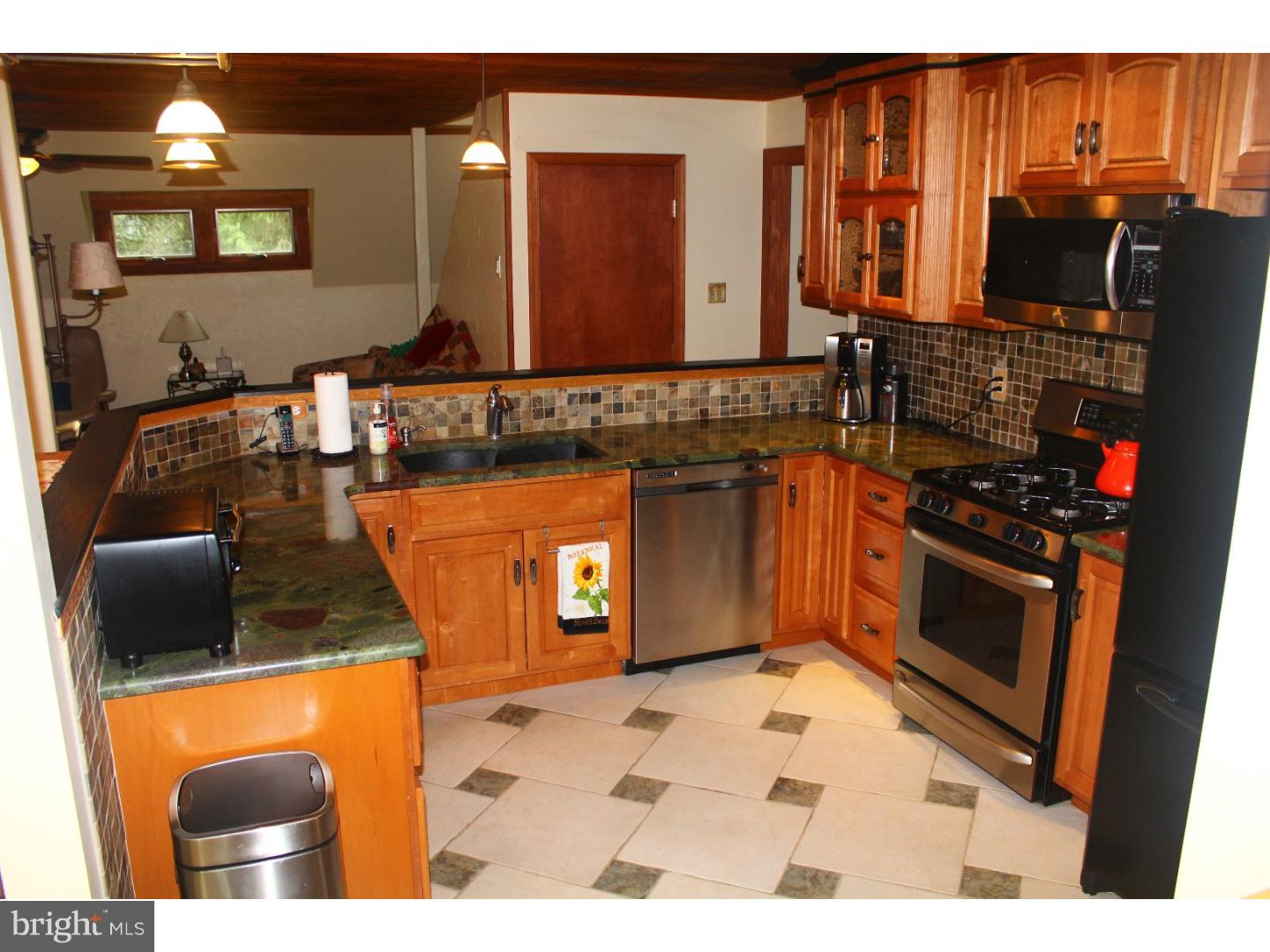 384 Pine Run Road Doylestown, PA 18901 - Photo 8 of 24