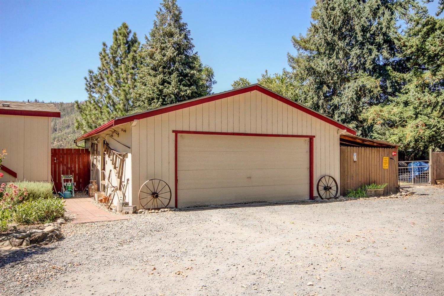17555 North Applegate Road Grants Pass, OR 97527 - Photo 23 of 25 Additional Photo