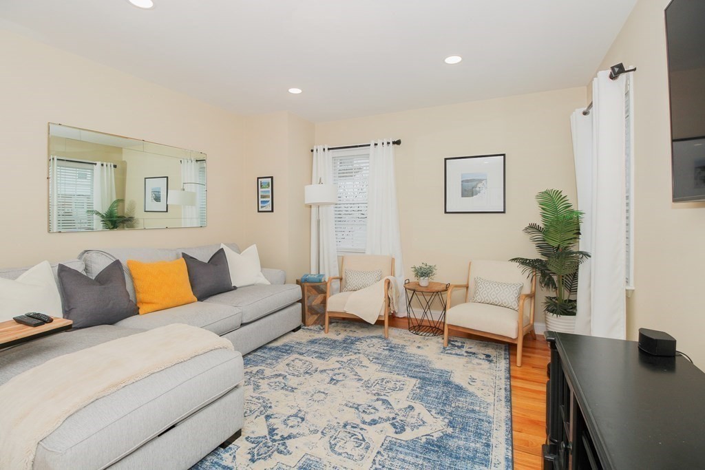 61 Hancock Road Malden, MA 02148 - Photo 3 of 26 Gallery Image 3