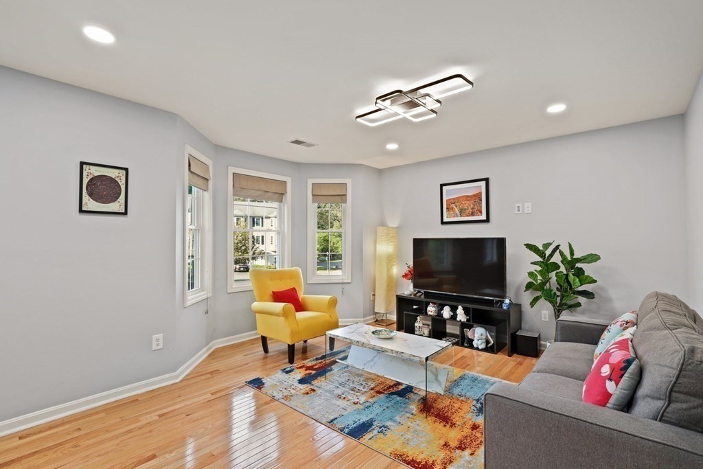 262 Littleton Road, Unit 44 Chelmsford, MA 01824 - Photo 3 of 30