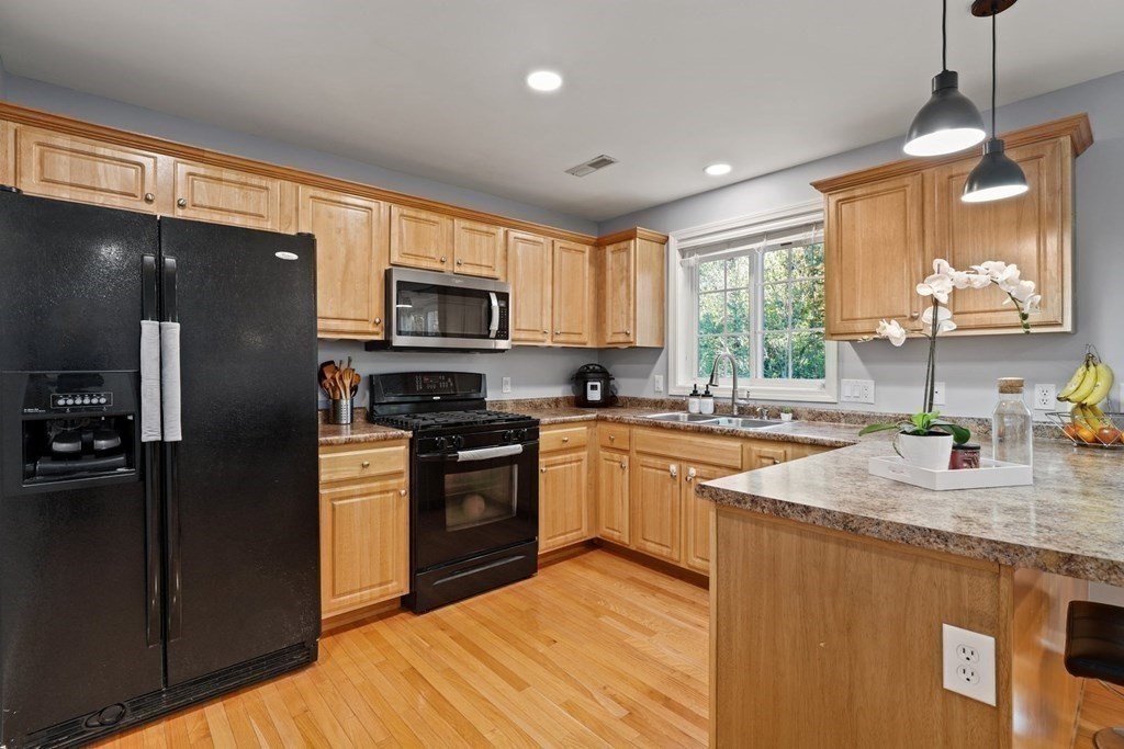 262 Littleton Road, Unit 44 Chelmsford, MA 01824 - Photo 8 of 30