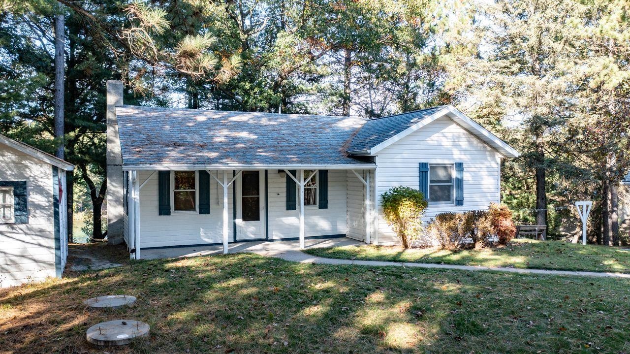 N6619 East Long Lake Road Waupaca, WI 54981 - Photo 1 of 45 Gallery Image 1