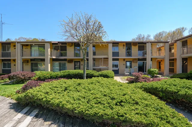 $716,000 | 4150 Ridge Road, Unit 21 AND 22, Stevensville, MI 49127