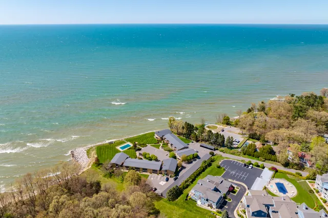 $716,000 | 4150 Ridge Road, Unit 21 AND 22, Stevensville, MI 49127