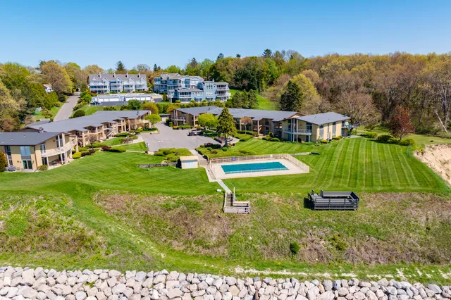 $716,000 | 4150 Ridge Road, Unit 21 AND 22, Stevensville, MI 49127