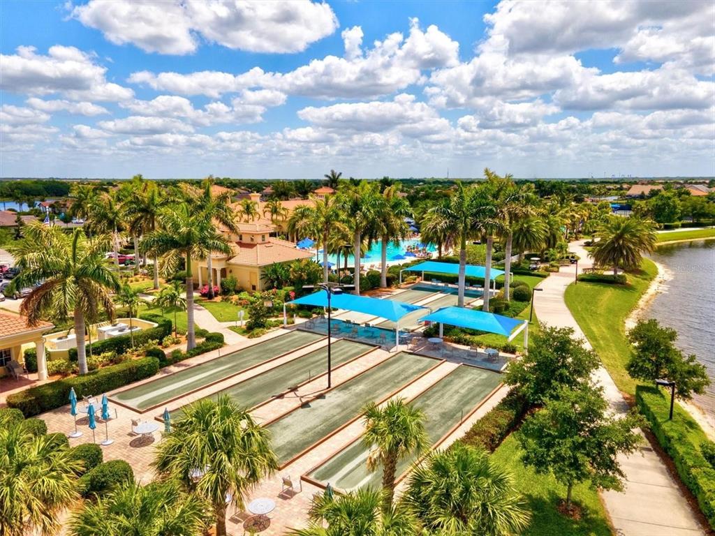 13856 RINUCCIO Street Venice, FL 34293 - Photo 50 of 63 a view of a city