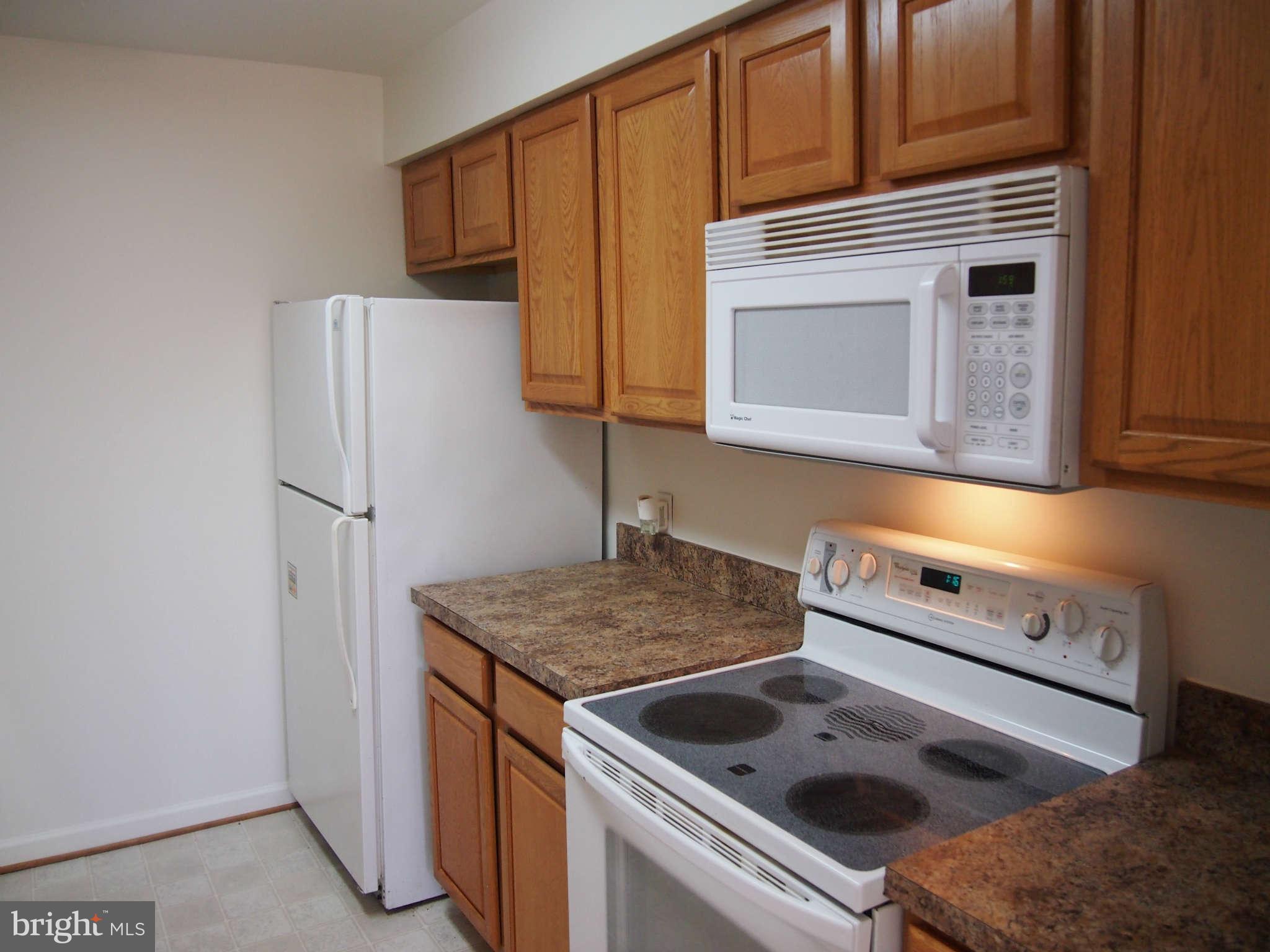 8390 Montgomery Run Road, Unit I Ellicott City, MD 21043 - Photo 2 of 12 Kitchen