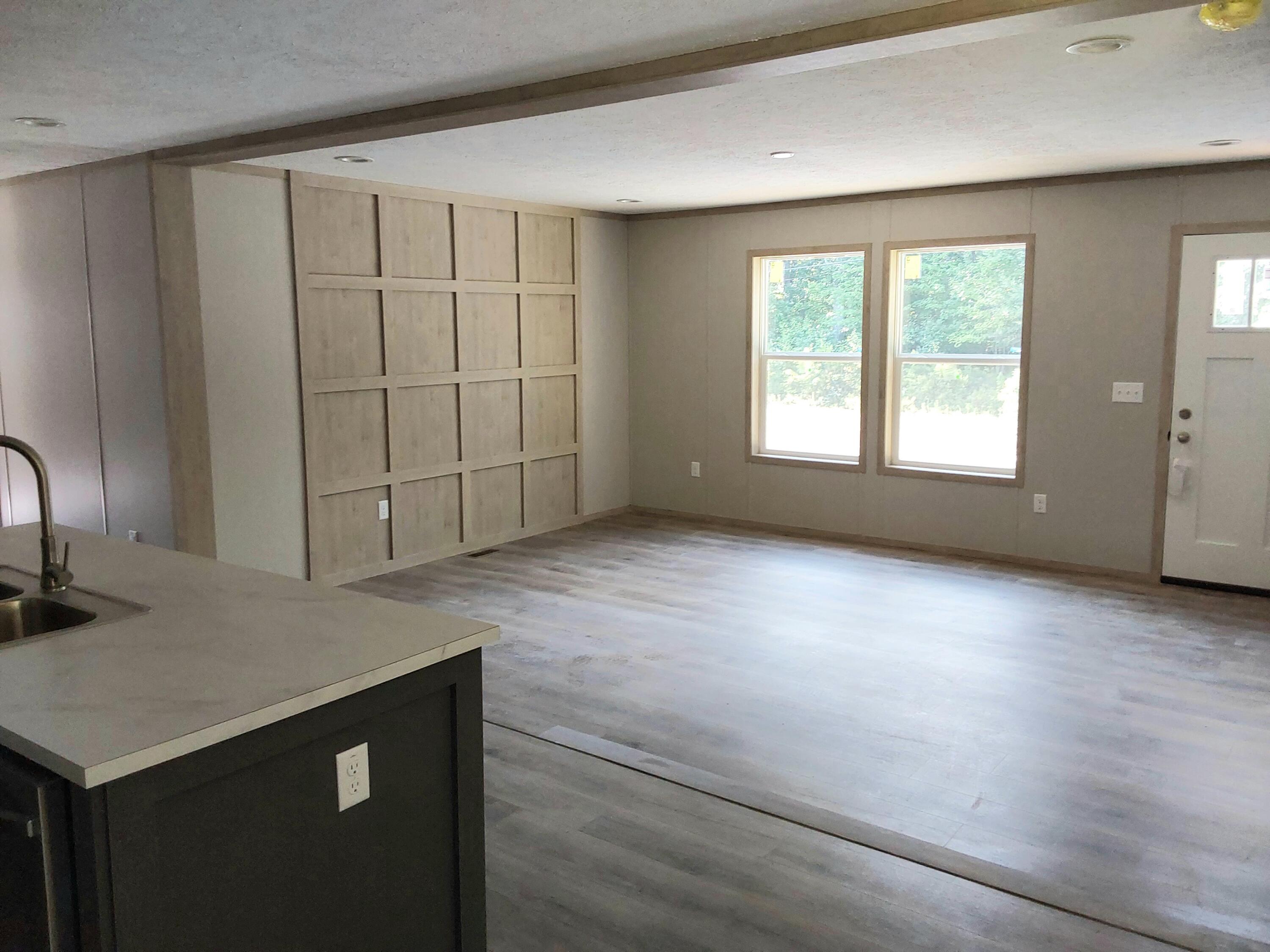 149 Gardiner Road Jefferson, ME 04348 - Photo 4 of 10 1000006014