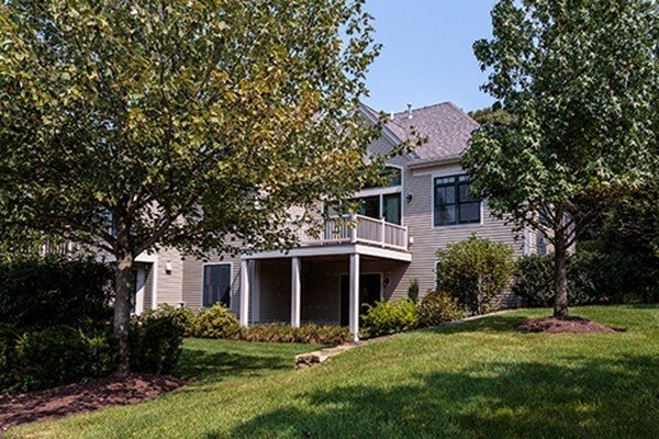 52 Summit Road, Unit 7 Belmont, MA 02478 - Photo 3 of 21