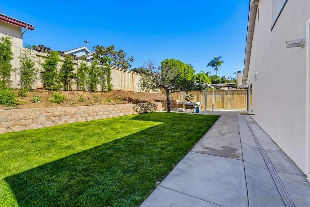 282 Sharp Place Encinitas, CA 92024 - Photo 33 of 34