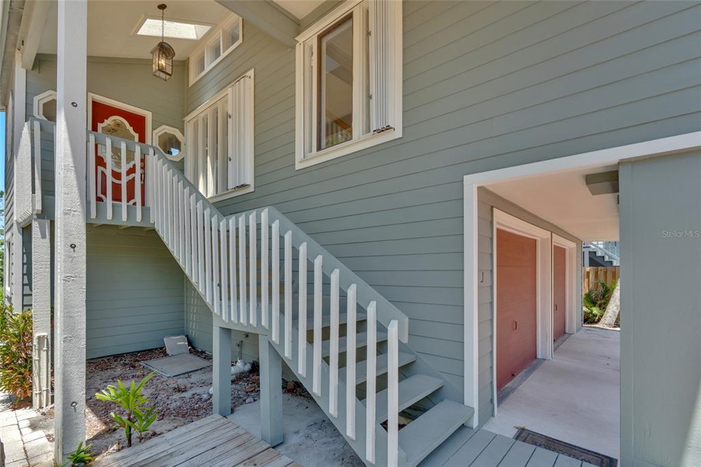 4051 North Shell Road Siesta Key, FL 34242 - Photo 4 of 63