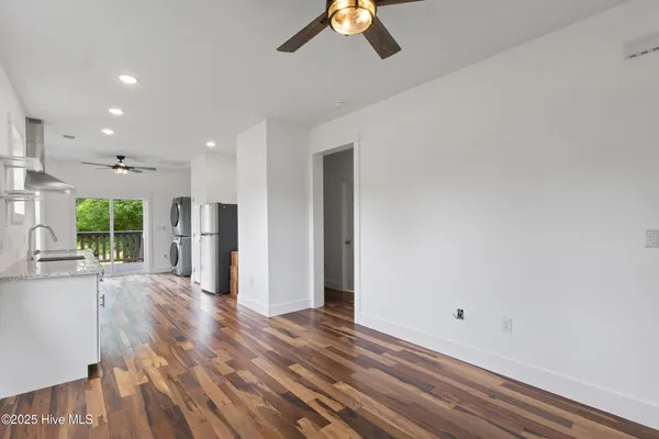$1,200 | 213 Sanders Street, Tabor City, NC 28463