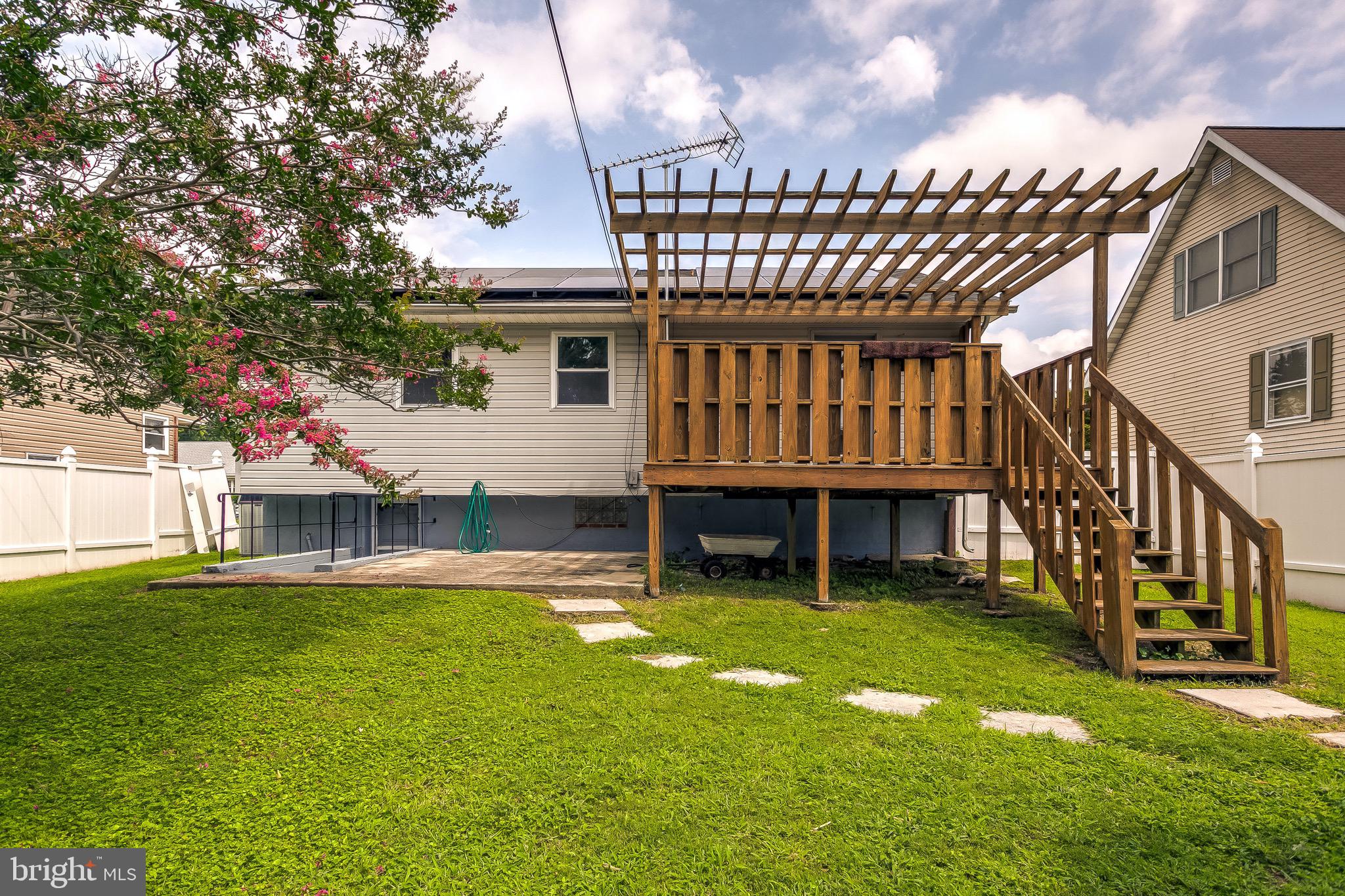 7709 Beekay Road Baltimore, MD 21219 - Photo 32 of 35 Large Deck off the Kitchen!