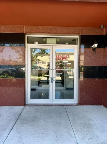 $798,000 | 58-04 Main Street, Unit 2D | Queensboro Hill