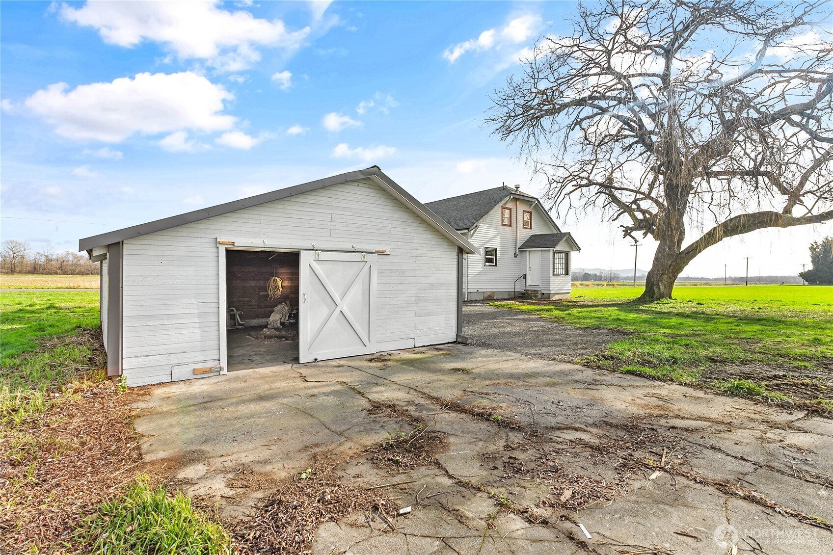 5059 Ferndale Road Ferndale, WA 98248 - Photo 3 of 32