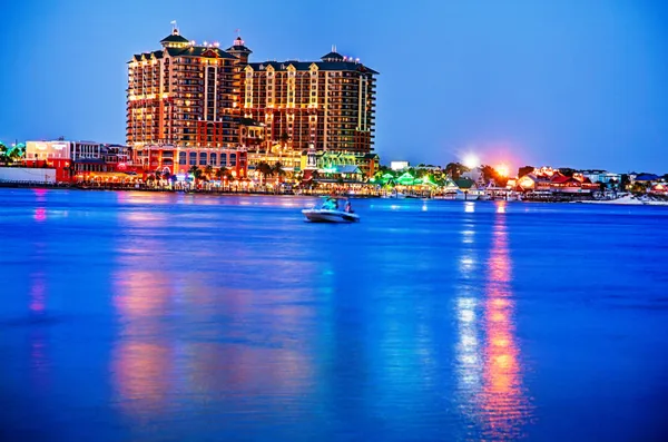 $729,000 | 10 Harbor Boulevard, Unit W1322PH, Destin, FL 32541