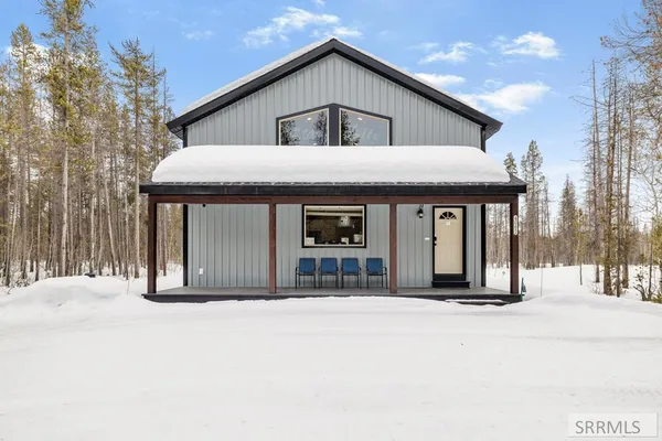 $845,000 | 4062 Steelhead Road, Island Park, ID 83429