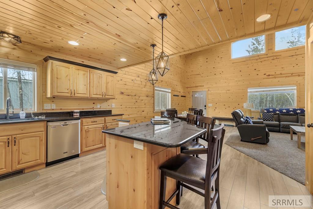 4062 Steelhead Road Island Park, ID 83429 - Photo 18 of 61 Kitchen