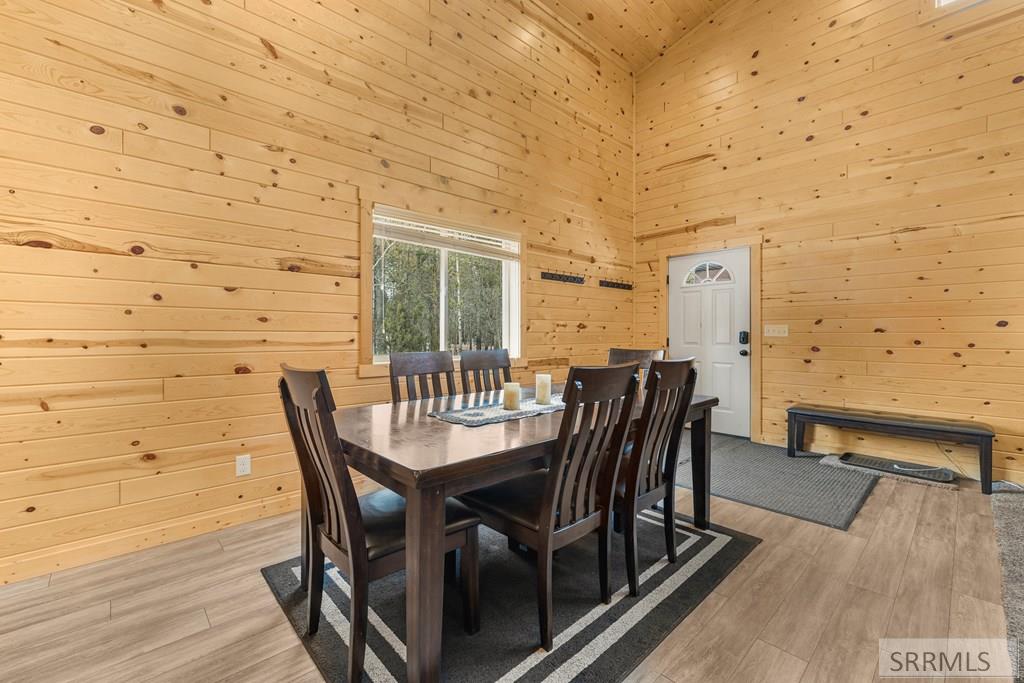 4062 Steelhead Road Island Park, ID 83429 - Photo 20 of 61 Dining