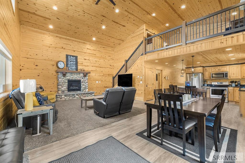 4062 Steelhead Road Island Park, ID 83429 - Photo 23 of 61 Dining