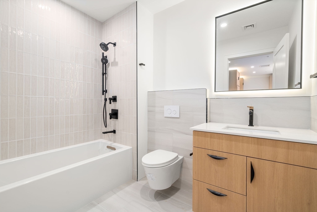 58 Kent, Unit U303 Brookline, MA 02445 - Photo 16 of 23