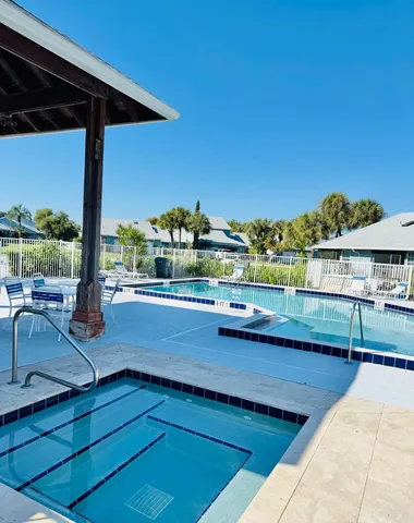 $240,000 | 3795 Island Club Circle East, Unit 10, Lake Worth, FL 33462