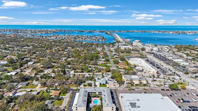 $219,000 | 215 Valencia Boulevard, Unit 205, Belleair Bluffs, FL 33770