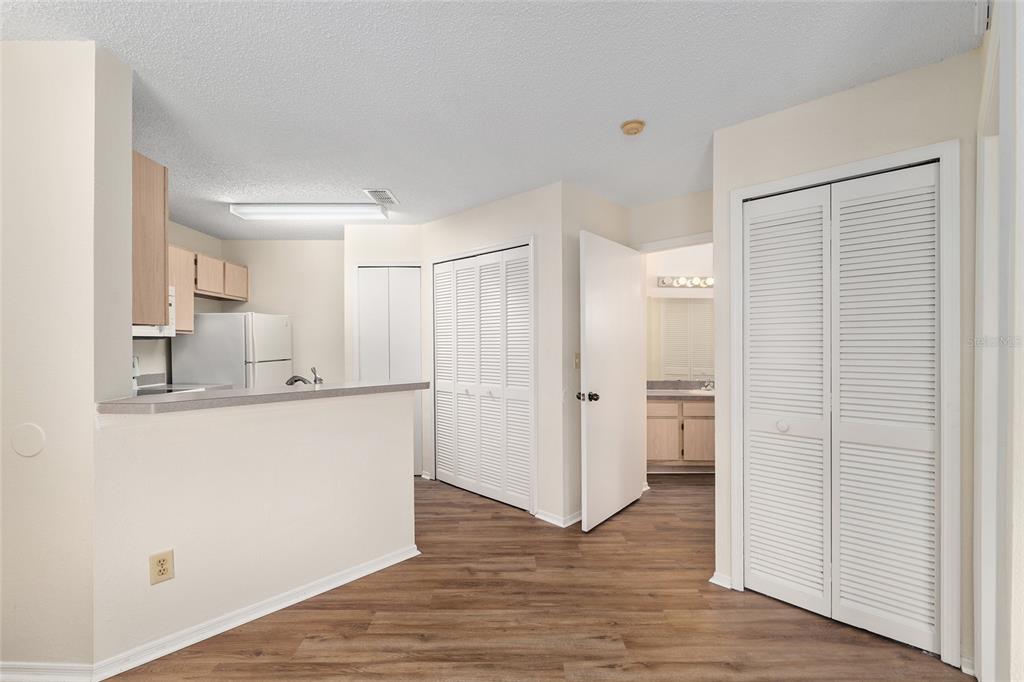3705 Southwest 27th Street, Unit 412 Gainesville, FL 32608 - Photo 9 of 35