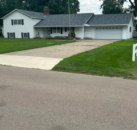 $375,900 | 708 East Thompson Street, Princeton, IL 61356