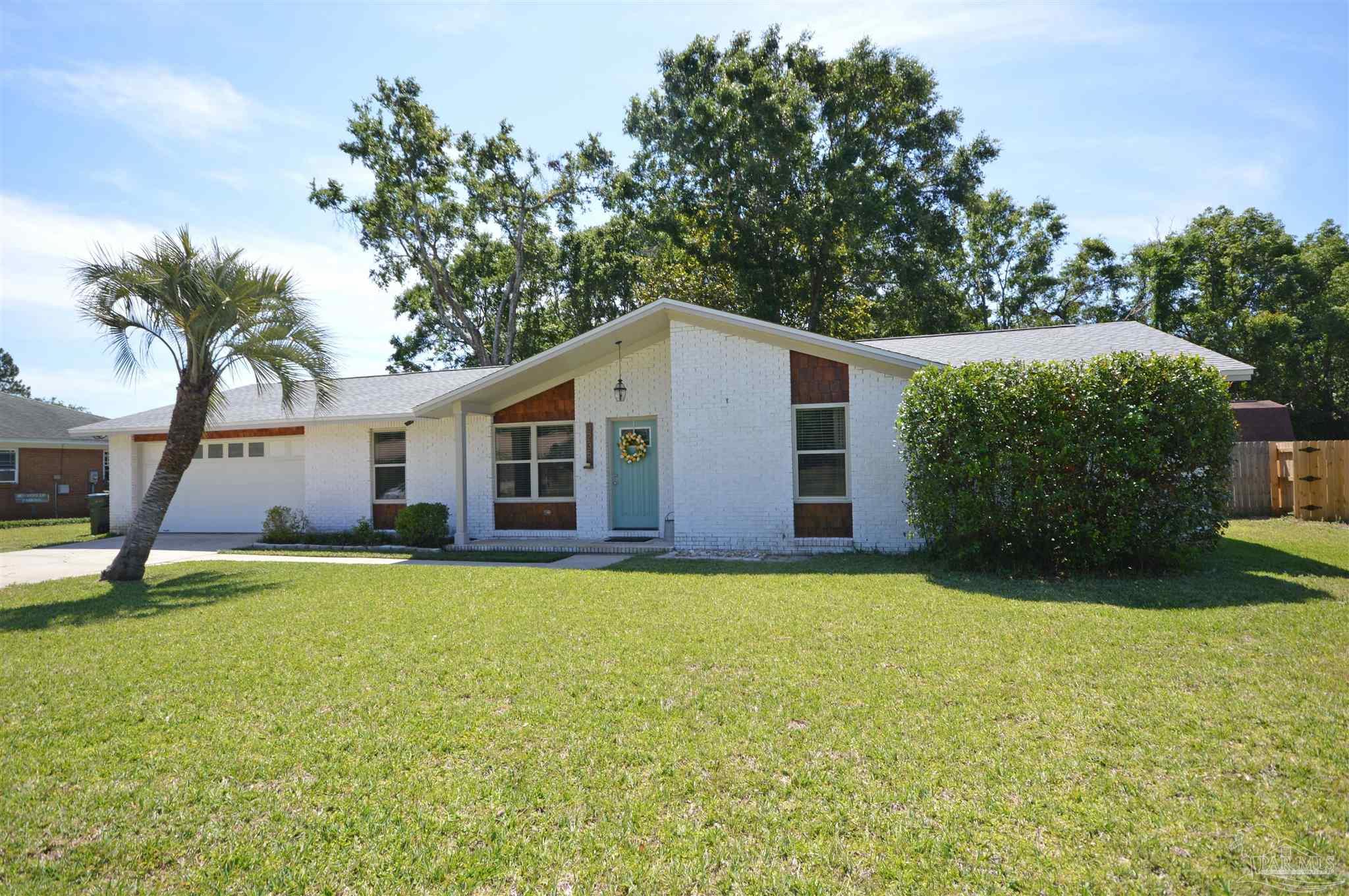 8235 Banberry Road Pensacola, FL 32514 - Photo 2 of 42 Gallery Image 2