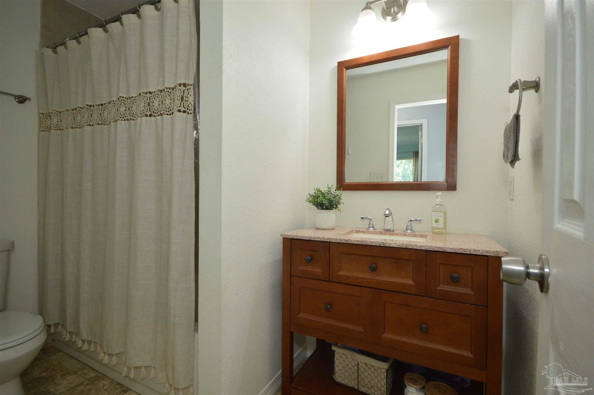 8235 Banberry Road Pensacola, FL 32514 - Photo 31 of 42 Gallery Image 31