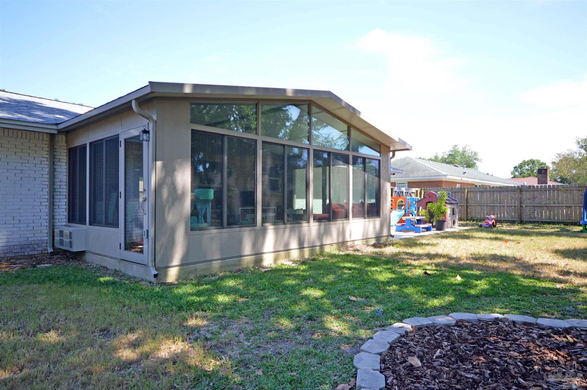 8235 Banberry Road Pensacola, FL 32514 - Photo 35 of 42 Gallery Image 35