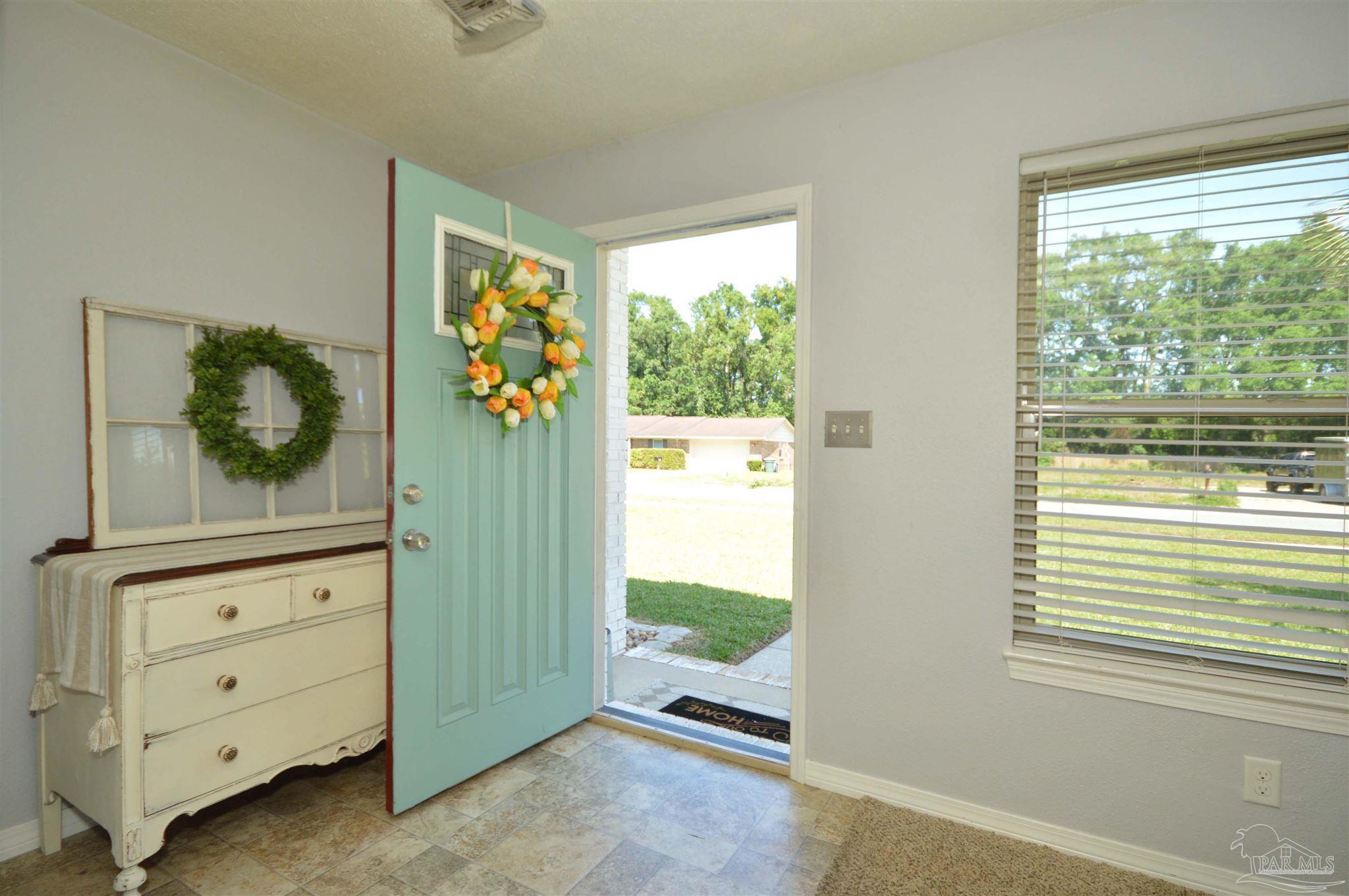 8235 Banberry Road Pensacola, FL 32514 - Photo 7 of 42 Gallery Image 7