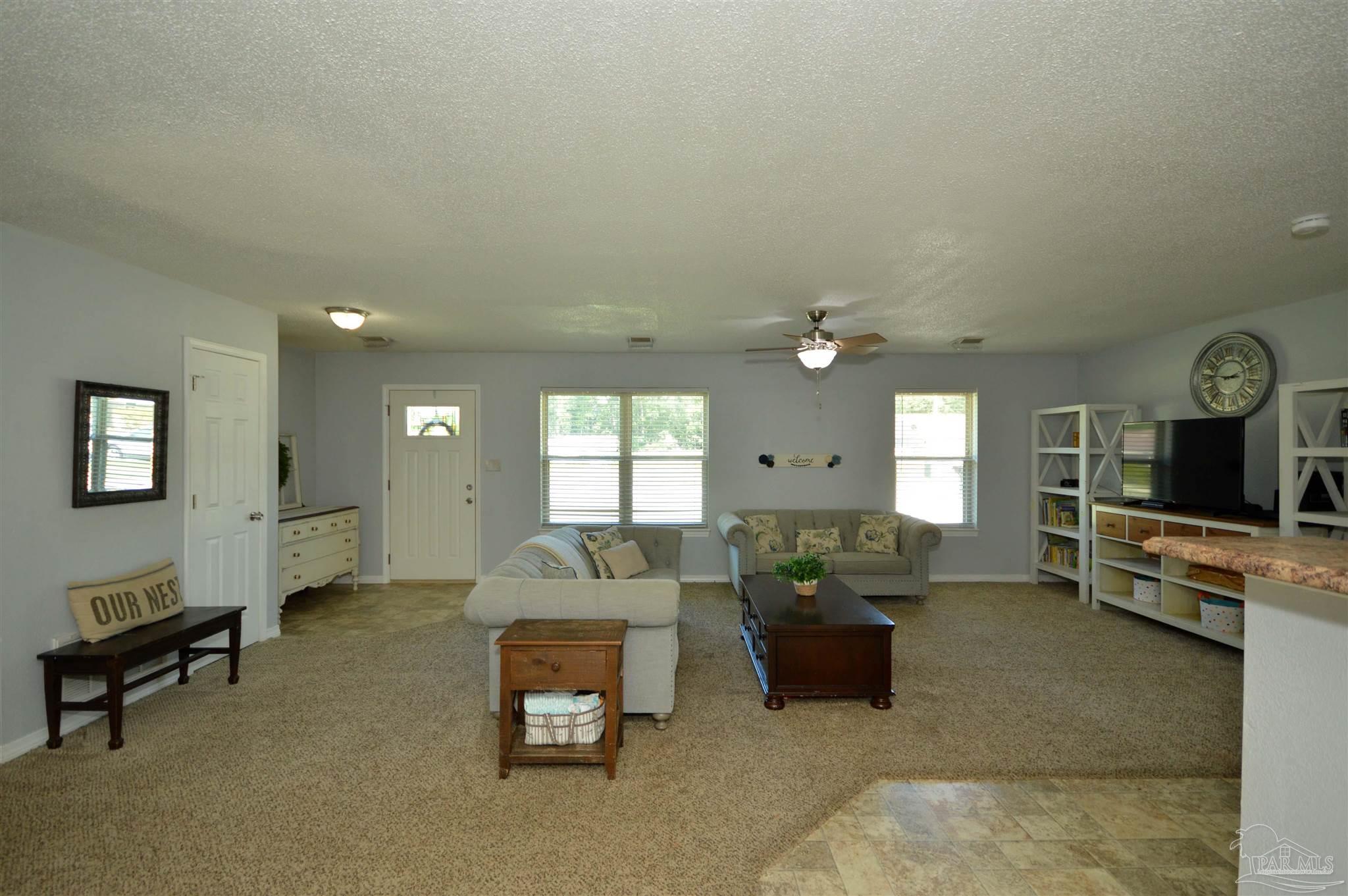 8235 Banberry Road Pensacola, FL 32514 - Photo 10 of 42 Gallery Image 10