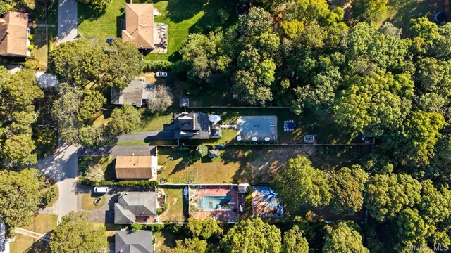 an aerial view of multiple house