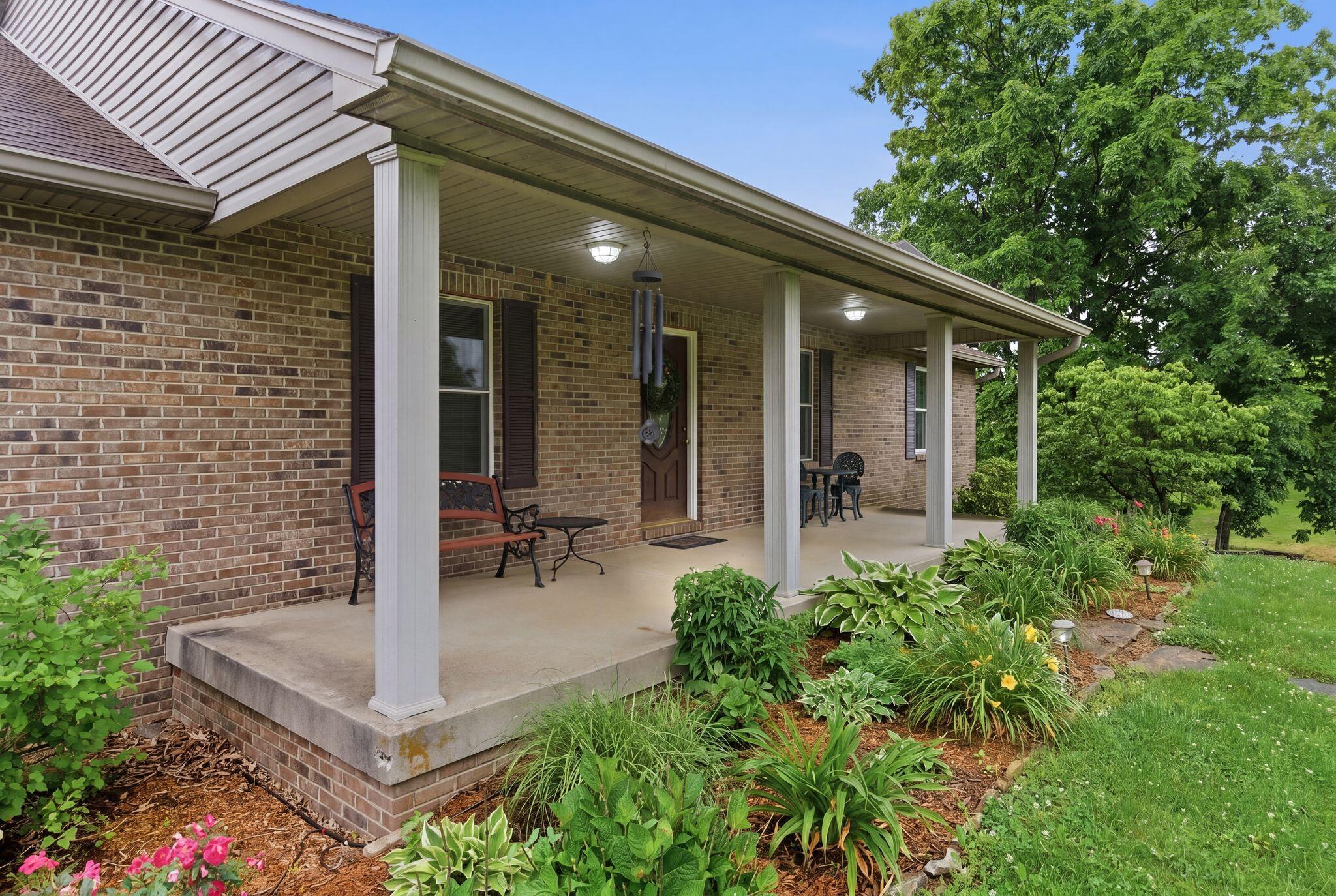 863 Mink Run Road Frankfort, KY 40601 - Photo 12 of 58 17_dsc05019_reedit_3ff46f81 - Copy