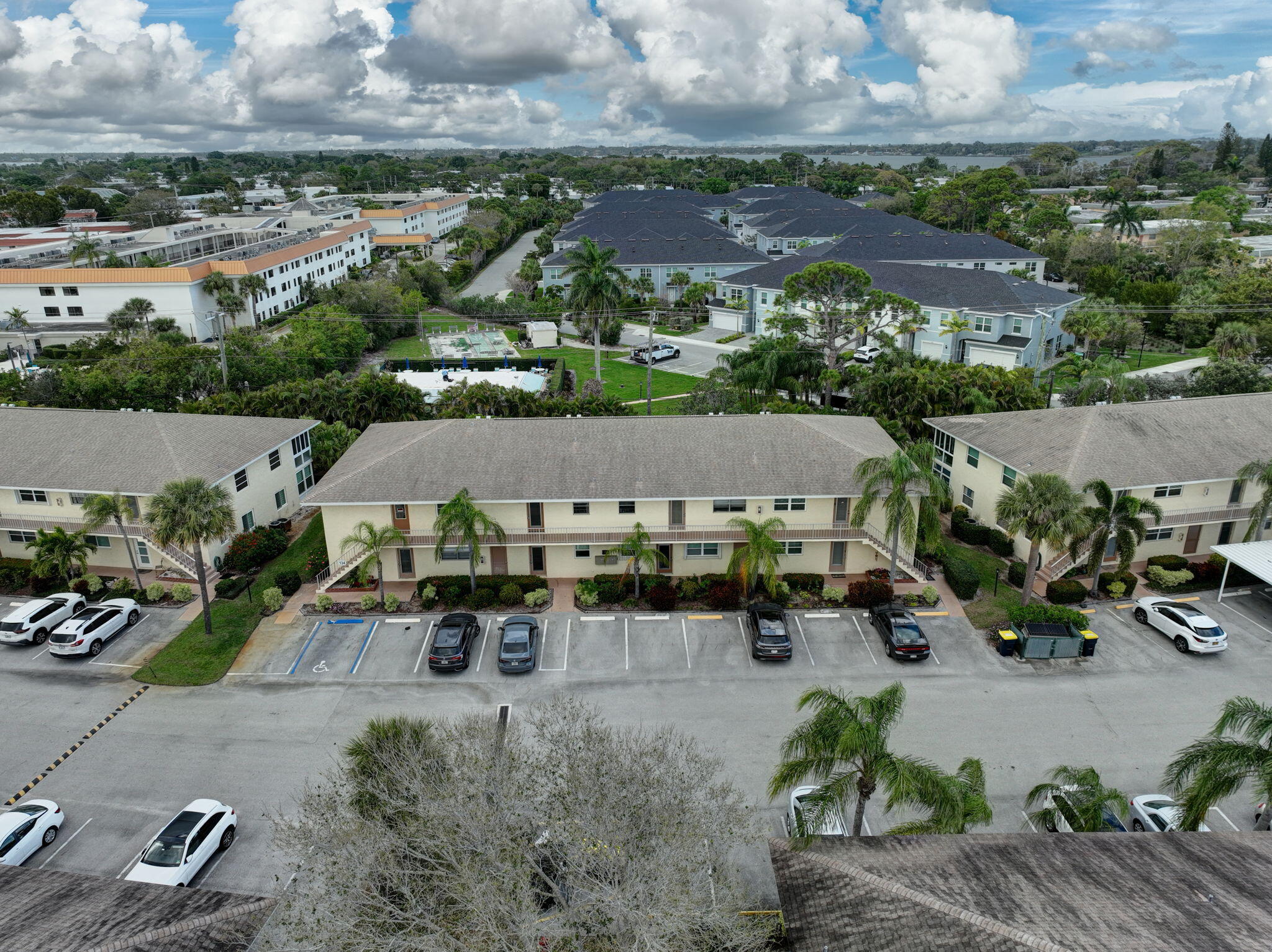2950 Southeast Ocean Boulevard, Unit 1345 Stuart, FL 34996 - Photo 27 of 52 Building View 2