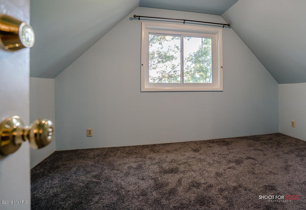 1943 South Brooks Road Muskegon, MI 49442 - Photo 23 of 28