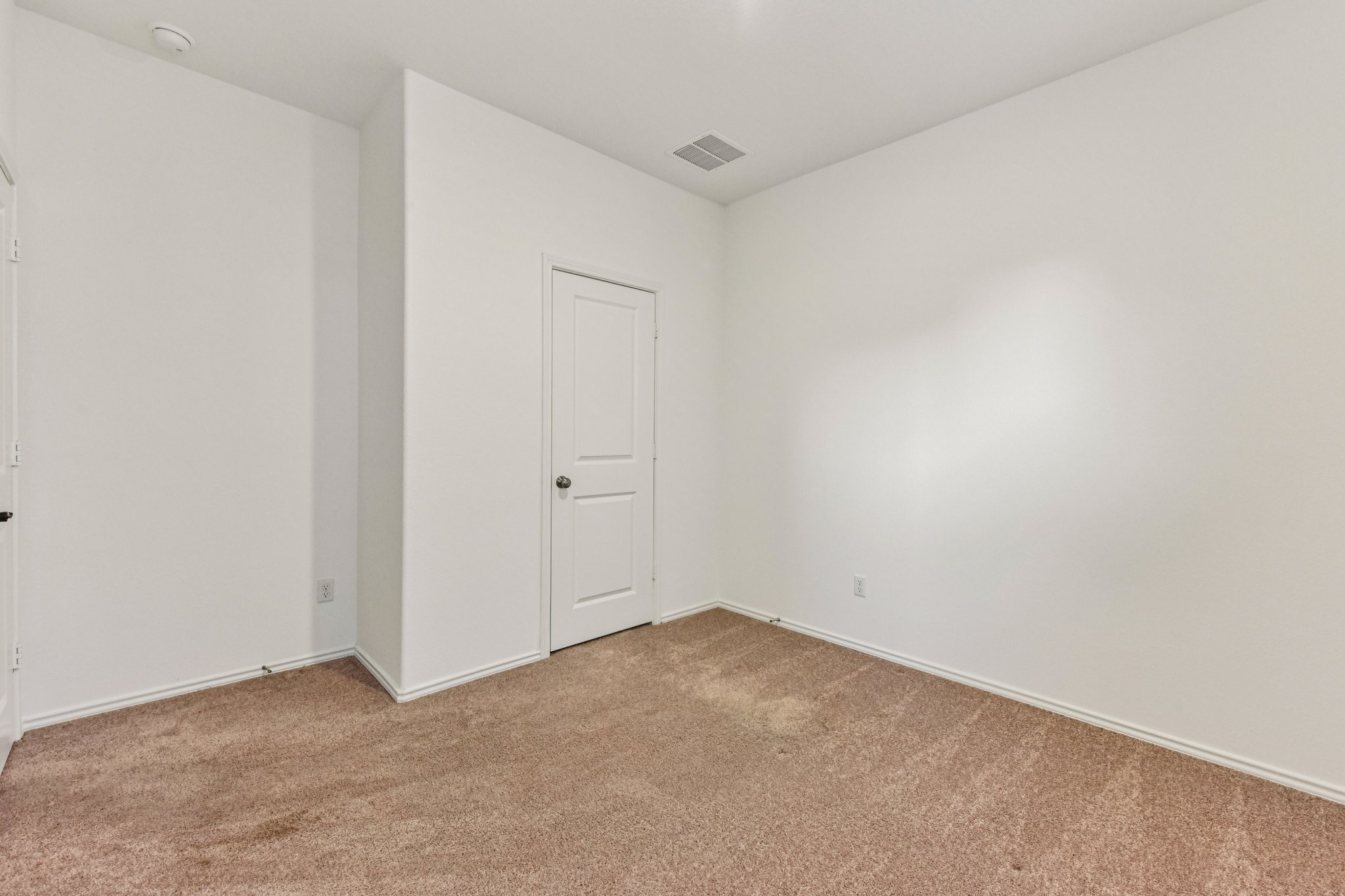 312 The Bad Way Jarrell, TX 76537 - Photo 16 of 38 a view of an empty room