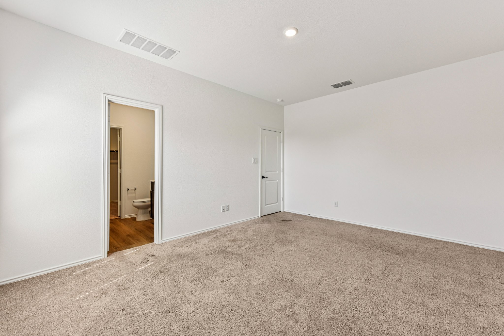 312 The Bad Way Jarrell, TX 76537 - Photo 23 of 38 a view of an empty room